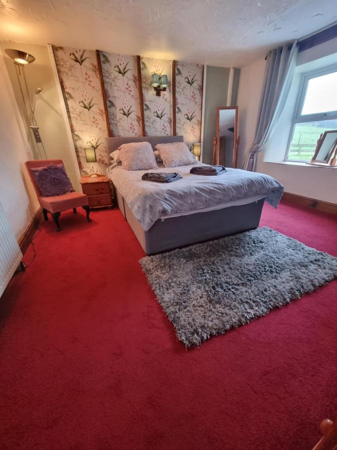 The West Country Inn Кловелли Экстерьер фото