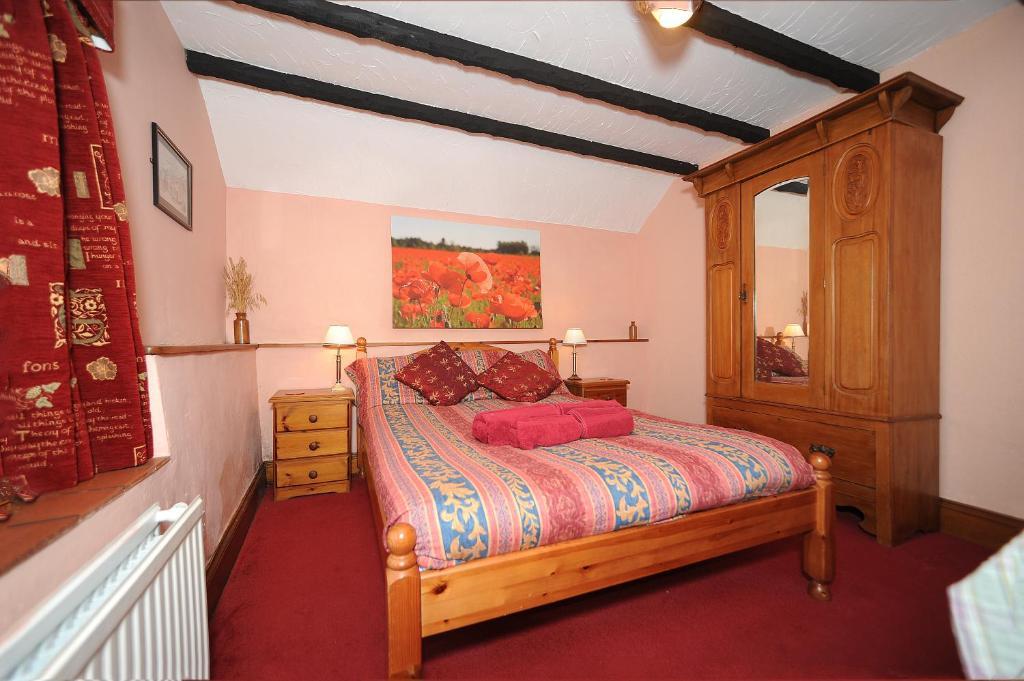 The West Country Inn Кловелли Номер фото